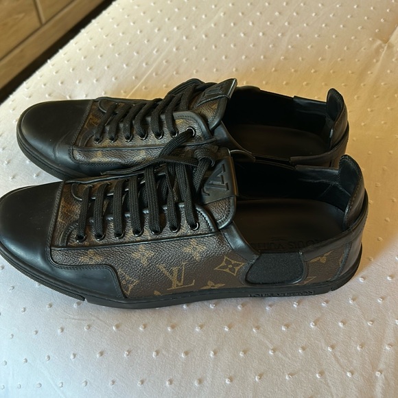 Louis Vuitton shoes - Picture 3 of 7